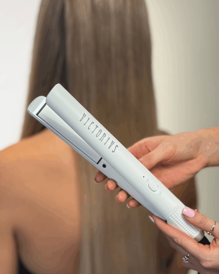 SE LISSER LES CHEVEUX : LISSEUR OU BROSSE CHAUFFANTE ?